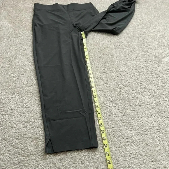 Kirkland Signature Ladies Ankle Travel Pant Stretch Quick Dry Green Sz Med Green - Picture 7 of 16